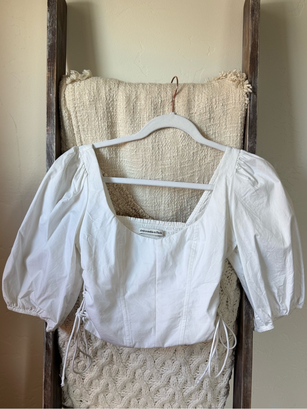 Abercrombie & Fitch White Puff-Sleeve Square Neck Blouse